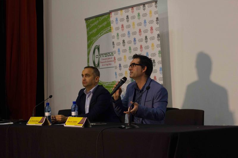 Mesa Redonda: Destinos tur�sticos inteligentes y big data[;;;][;;;]- 1 - 1 - 1 - 1 - 1 - 1 - 1 - 1 - 1 - 1 - 1