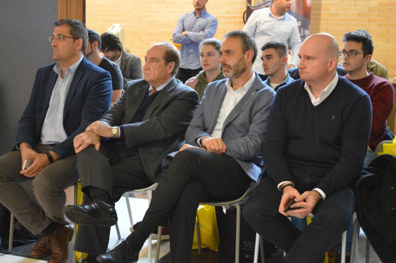 Focus Pyme y Emprendimiento Rob�tica y Visi�n Artificial[;;;][;;;] - 1