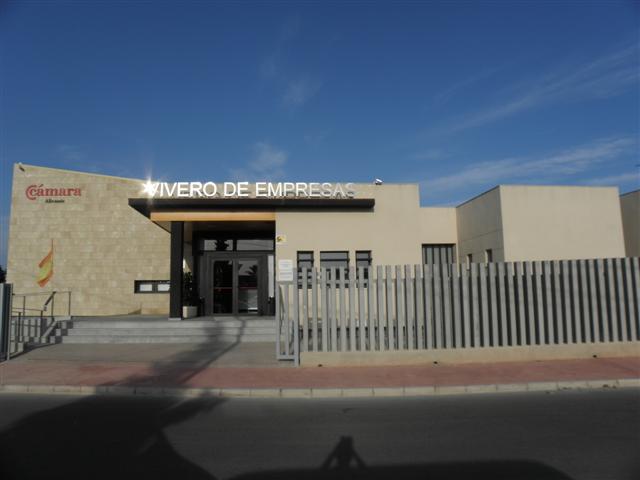 Vivero de Empresas Torrevieja. C�mara de Comercio Alicante
