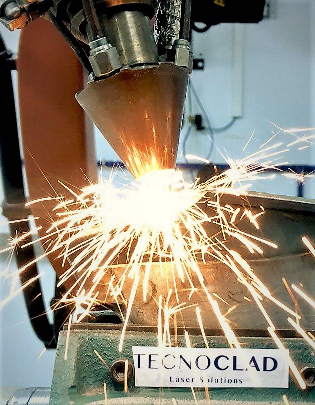 Larga vida a las m�quinas con Tecnoclad Laser Solutions