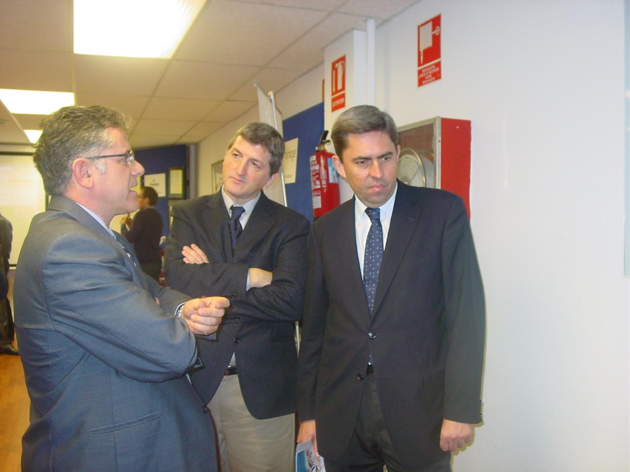 Vicente Rambla visita el stand de ECOCRETO