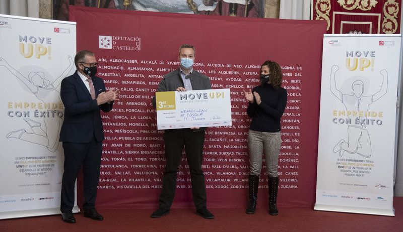 Tercer premio a Sergio Fern�ndez  de Weareclean[;;;][;;;]