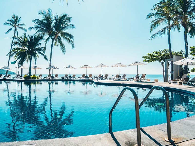 Playas y piscinas, �puedo ba�arme tras un implante capilar?