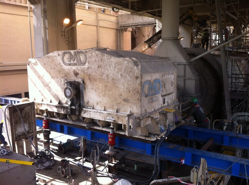 Sustituci�n de grout e inyecci�n de resina en CMD Gearbox