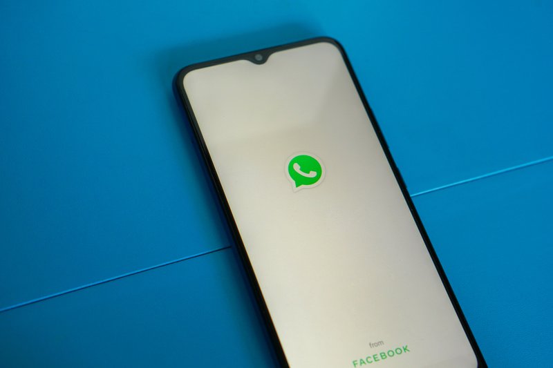 Cómo puedo utilizar WhatsApp sin tarjeta SIM